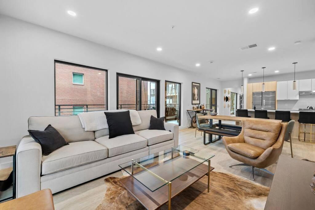 Skyline View, Pool, Gym, Balcony'S, Walk To Bway! Apartment Nashville Luaran gambar