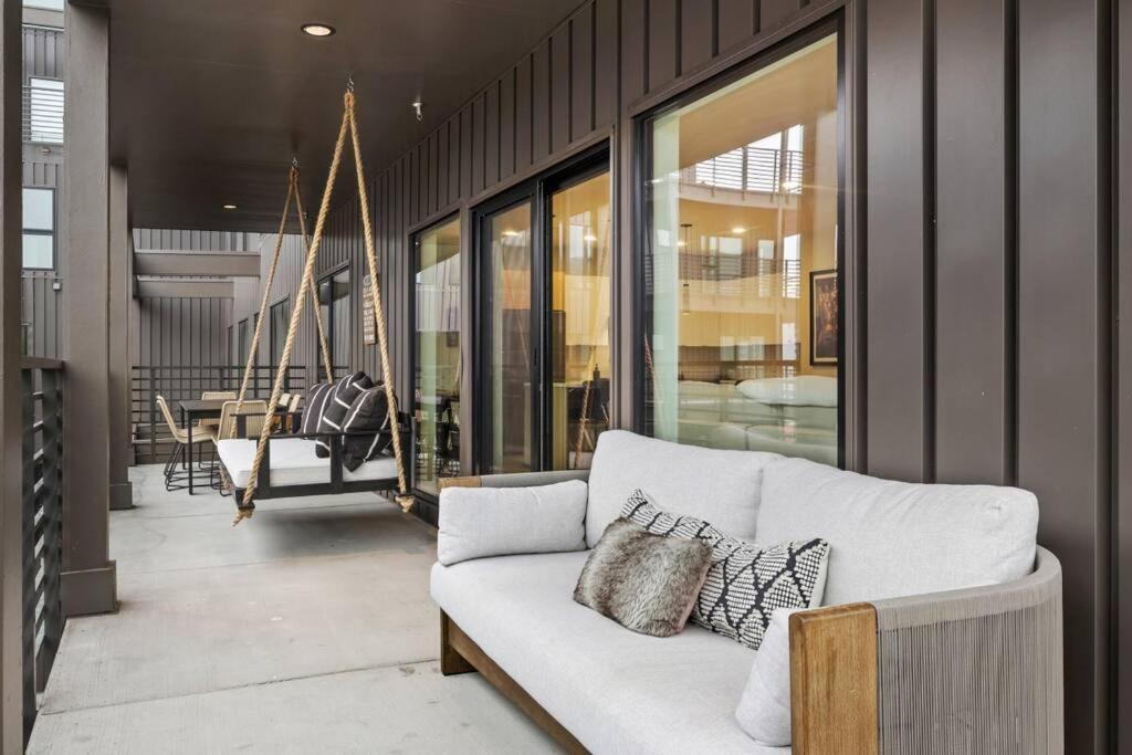 Skyline View, Pool, Gym, Balcony'S, Walk To Bway! Apartment Nashville Luaran gambar
